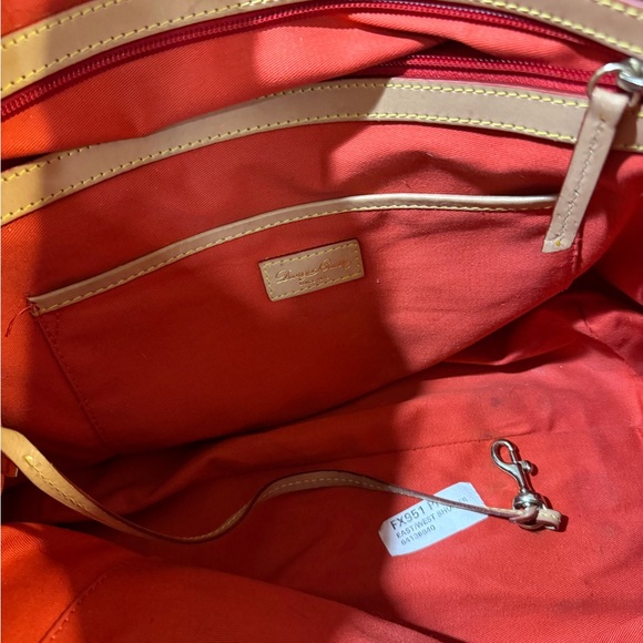 *RARE* Dooney & Bourke Flamingo 🦩    Large East West Tote - Picture 9 of 16